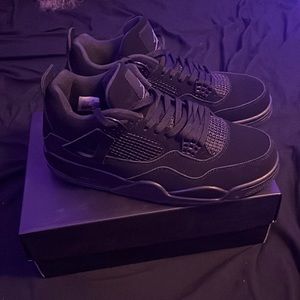 Jordan 4 black cat